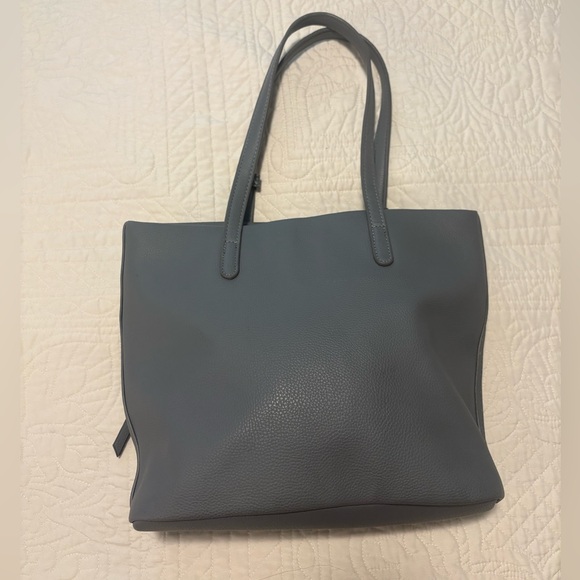 Kenneth Cole Reaction Pebbled Leather Gray Shoulder Bag - Picture 8 of 16